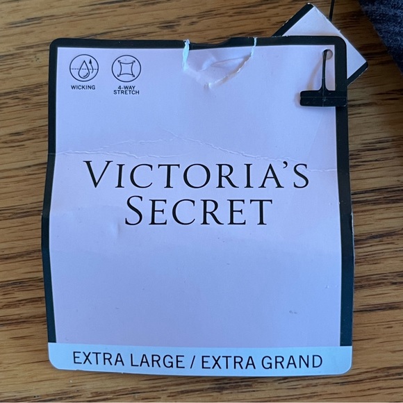Brand new with tags Victoria Secret bra. Essential Strappy Sports Bra. - Picture 10 of 10